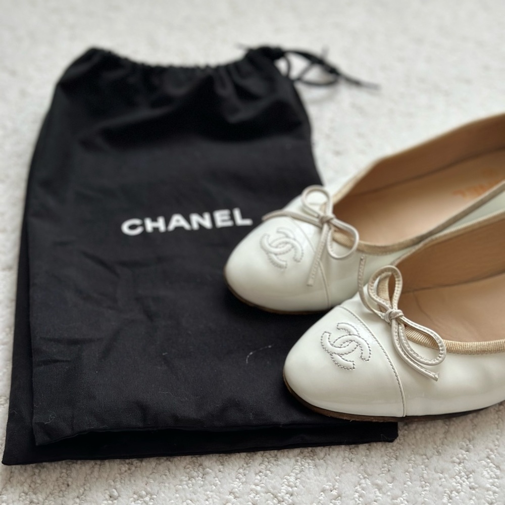 Chanel ballet flat